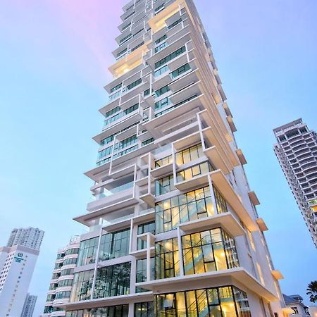 Sunrise Gurney Premium Executive City/Seafront Suite - Penang George Town Exterior photo