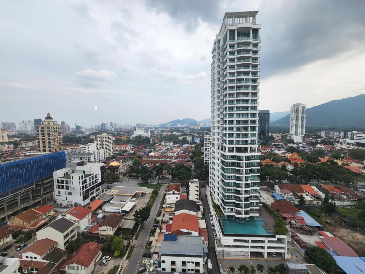 Sunrise Gurney Premium Executive City/Seafront Suite - Penang George Town Exterior photo